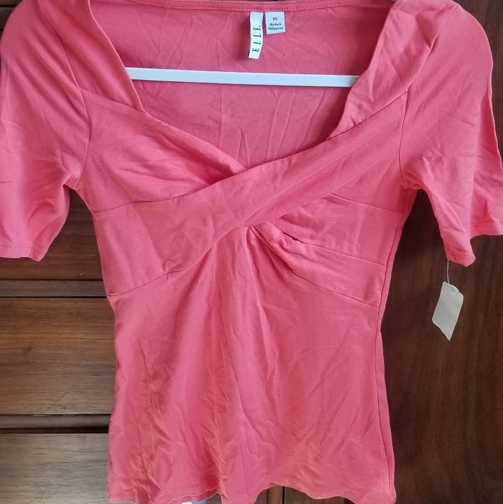 Elle cross top NWT
